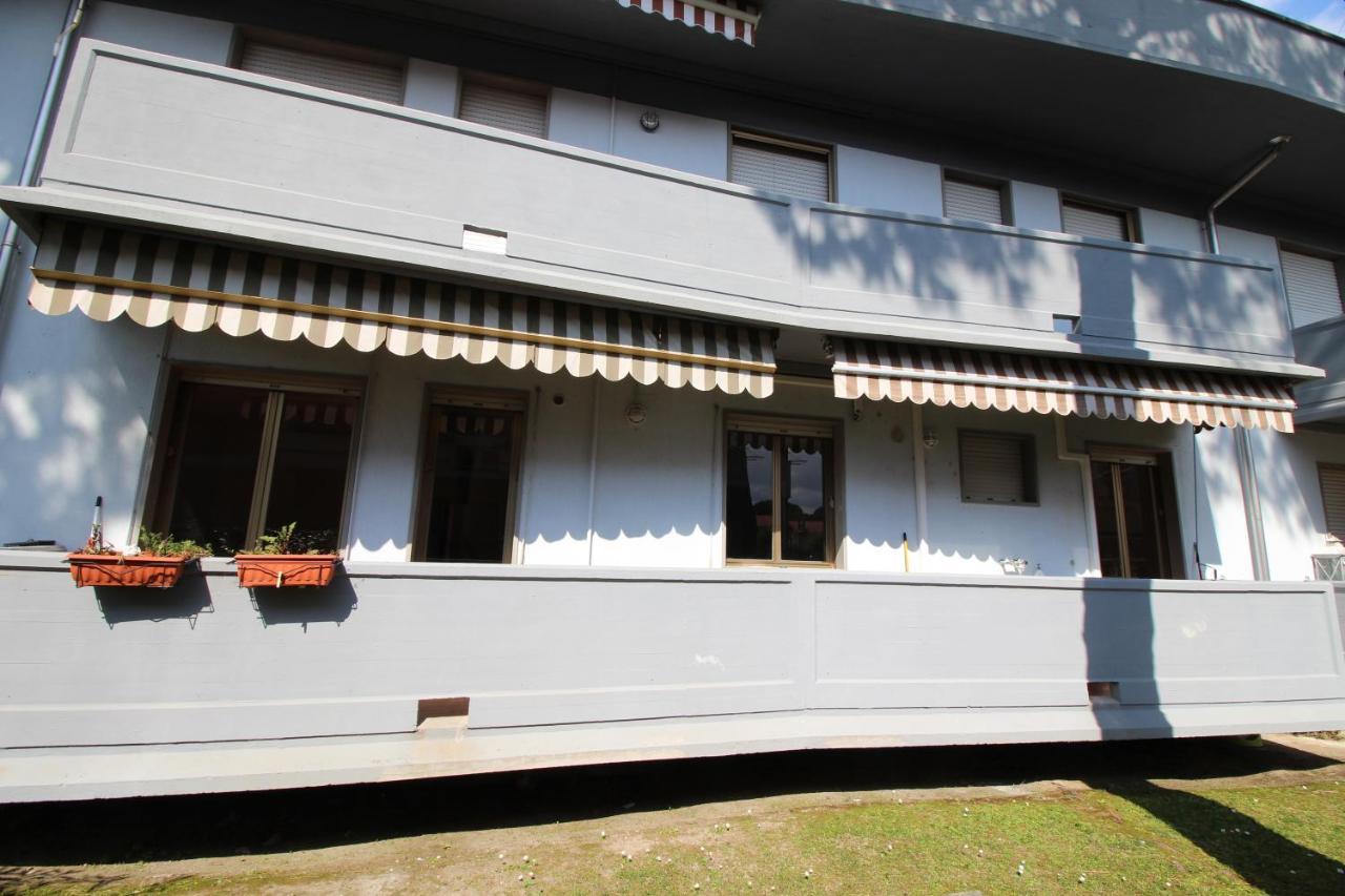 Beach House, 300 M Dal Mare, מרינה די מסה מראה חיצוני תמונה