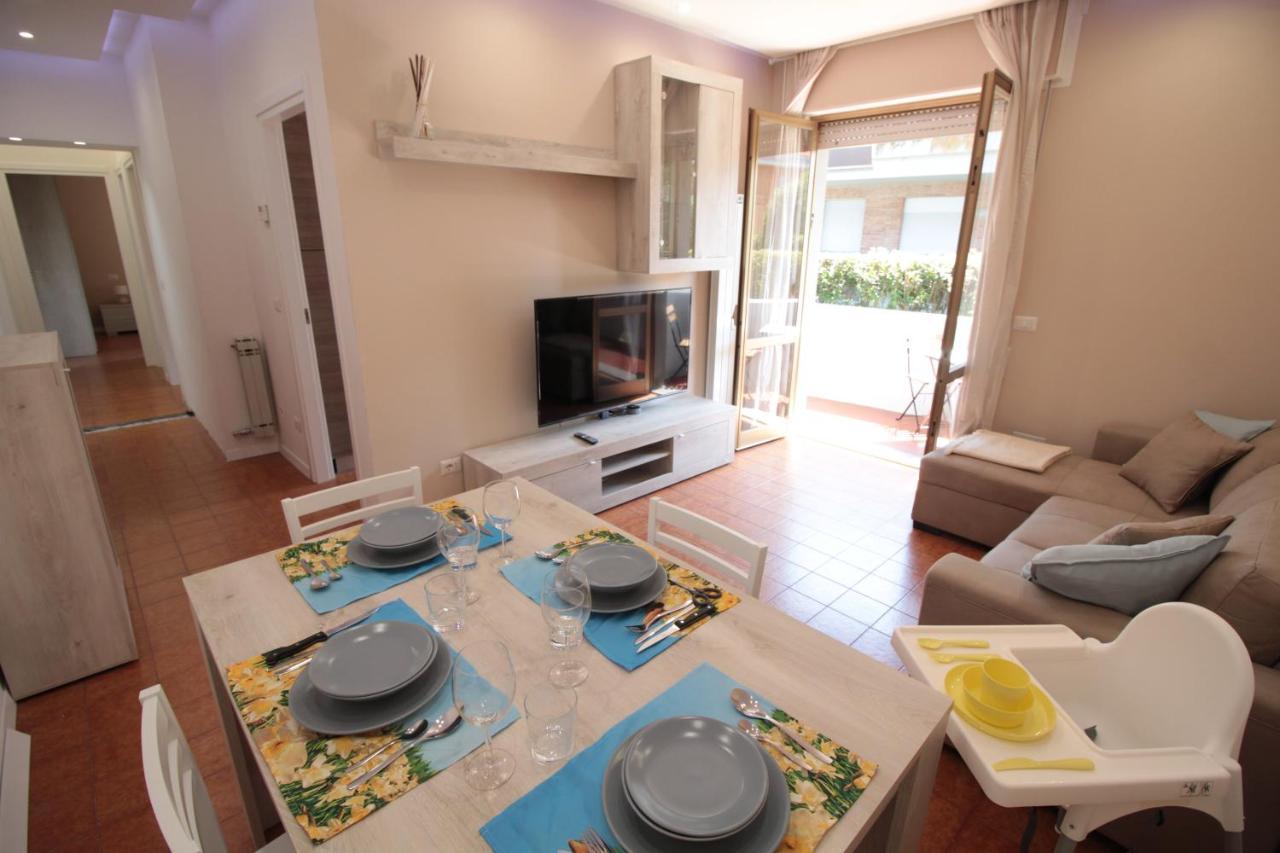 Beach House, 300 M Dal Mare, מרינה די מסה מראה חיצוני תמונה